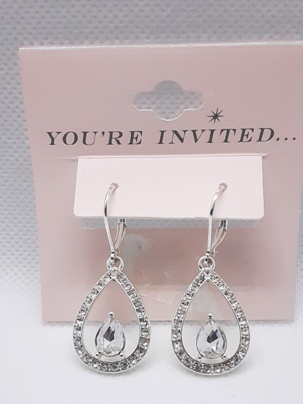NEW lever back tear drop CZ earrings - Picture 2 of 7